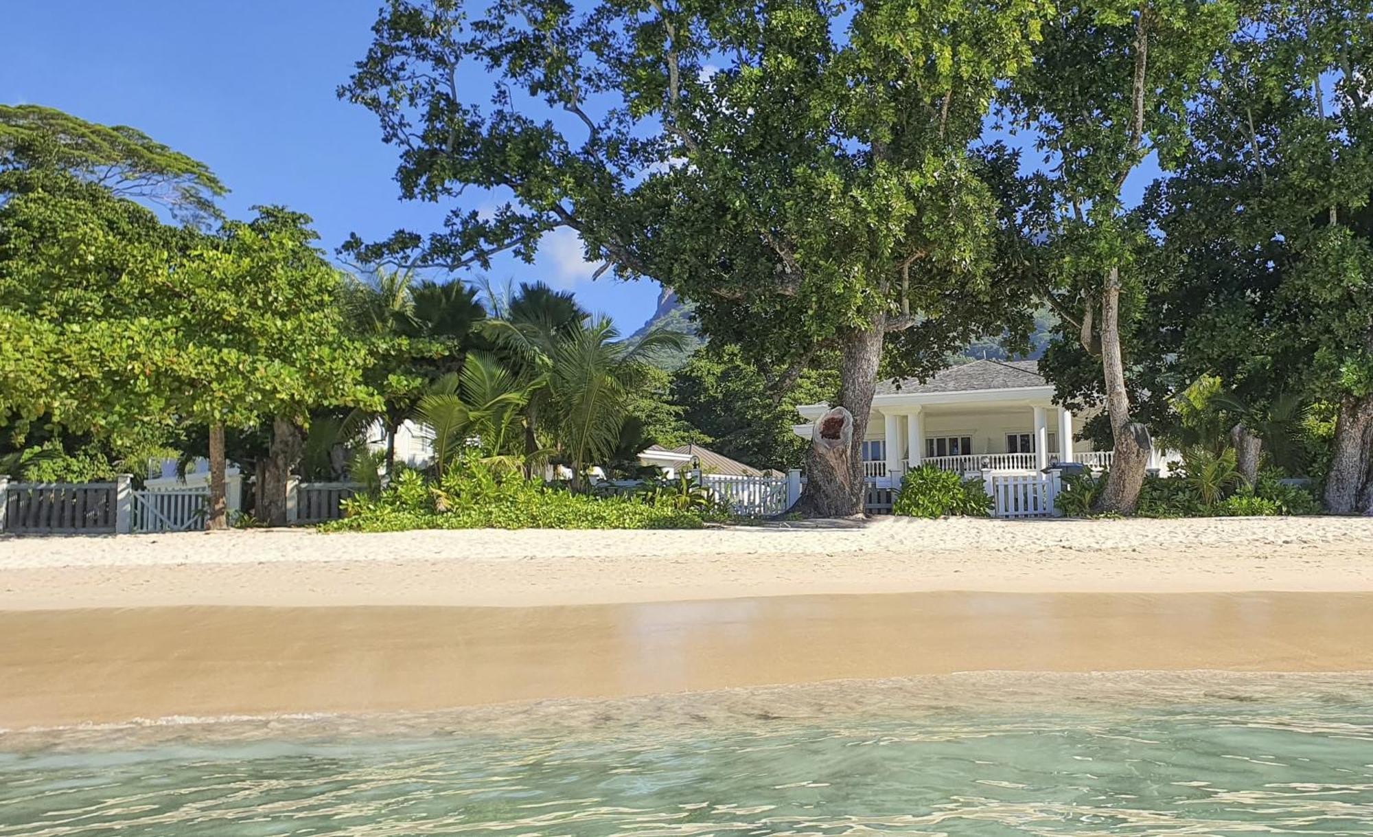 Villa Mimi Beachfront