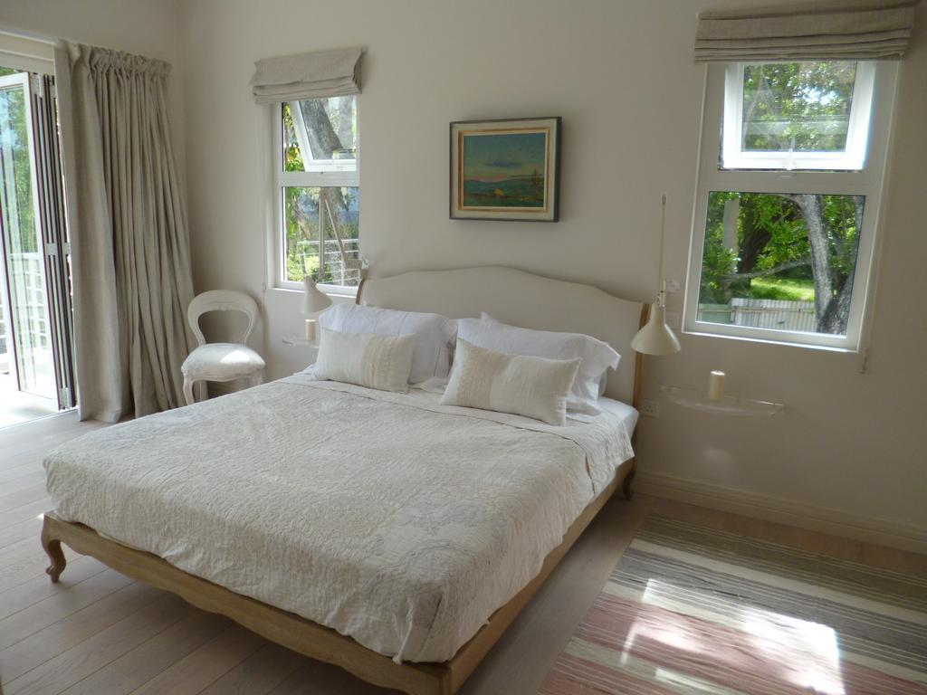 Mimi Beachfront * Beau Vallon (Mahe)